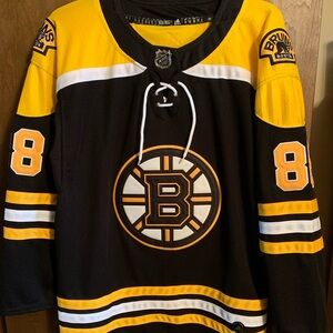 Authentic Boston Bruins NHL black and yellow jersey #NHL #Bruins